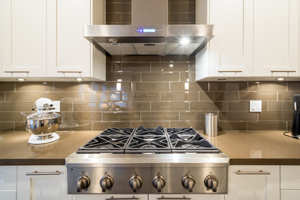 range hood in kitchen